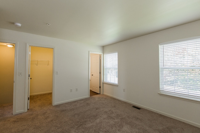 Photo - 233 Bethel Dr