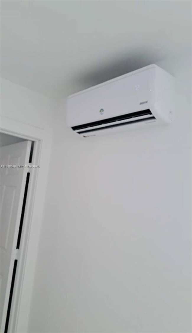 Photo - 16020 SW 98th Ct Unit 0