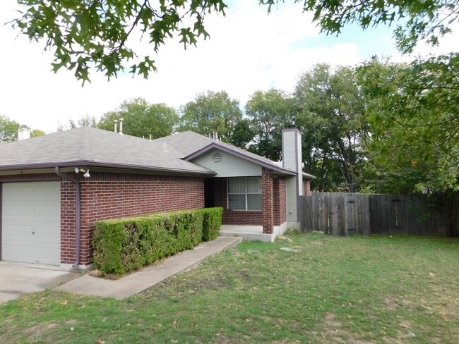 Building Photo - Yik Properties #1 (1904 Alex Ave) Unit A