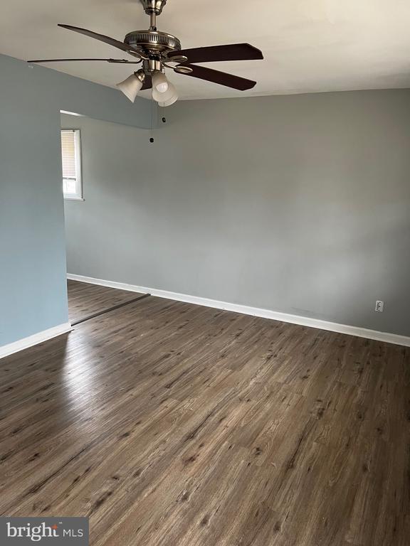 Photo - 110 E Colton Ln