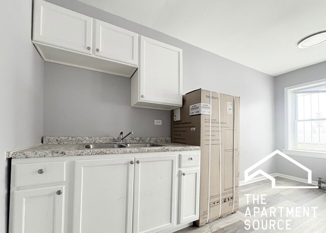 Photo - 6228 S Western Ave Unit 205