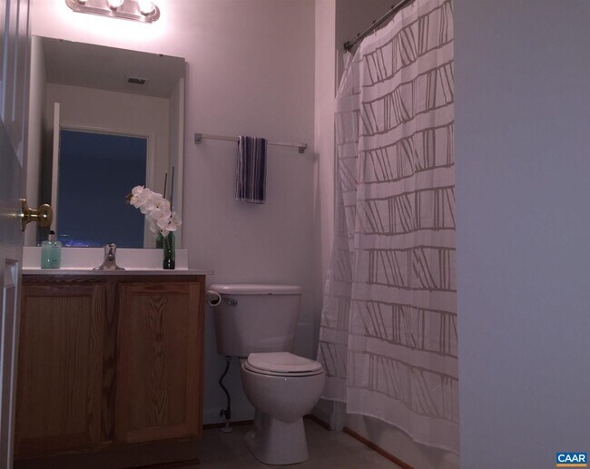 Photo - 2106 Lockwood Dr