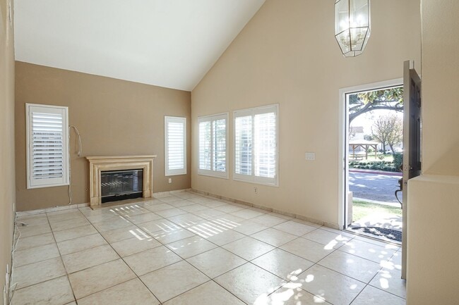 Photo - 3 bedrooms 2.5 bathrooms | Southwinds | Oxnard | Unfurnished