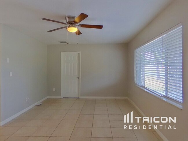 Photo - 2529 Brentwood Dr