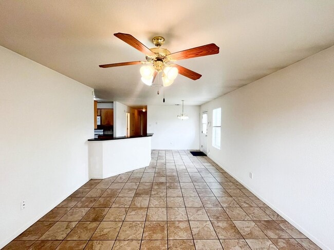 Photo - 3807 Wind Ct Unit B