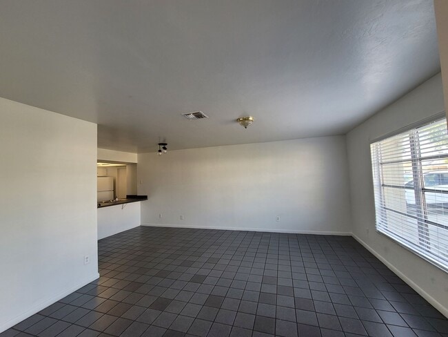 Photo - Duplex for rent