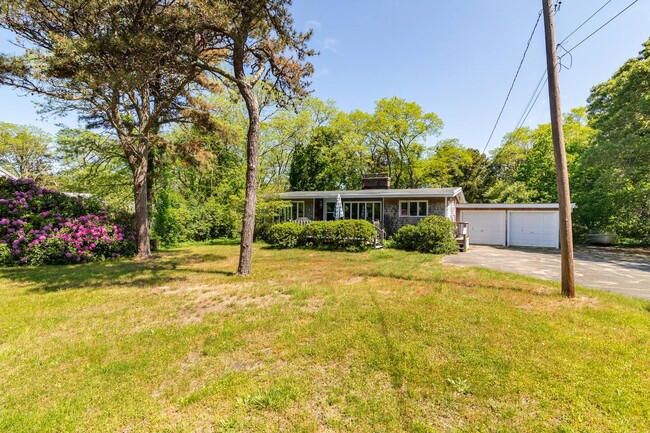 Building Photo - 510 N Sunken Meadow Rd Rental