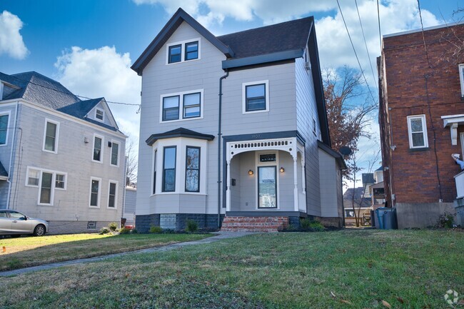 Building Photo - 1907 Mentor Ave Rental