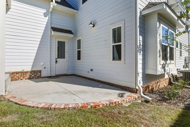 Photo - 4056 Biltmore Ave