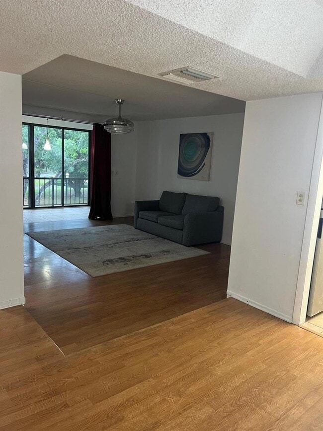 Photo - 3660 Inverrary Dr Unit 3C