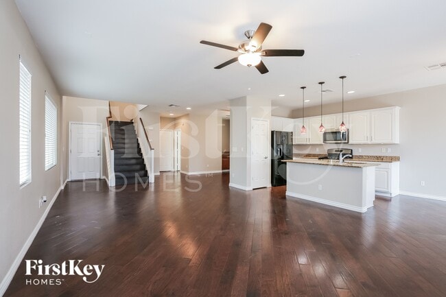 Photo - 7340 Chesapeake Cove St