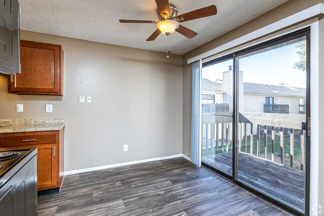 Oakbrook Terrace Apartments