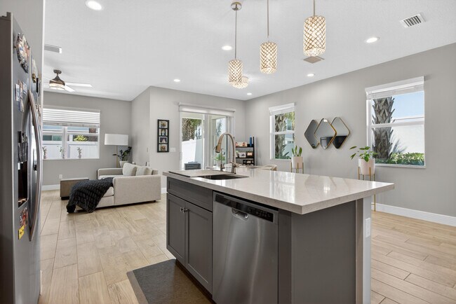 Photo - 1835 Sandpiper Pointe Pl