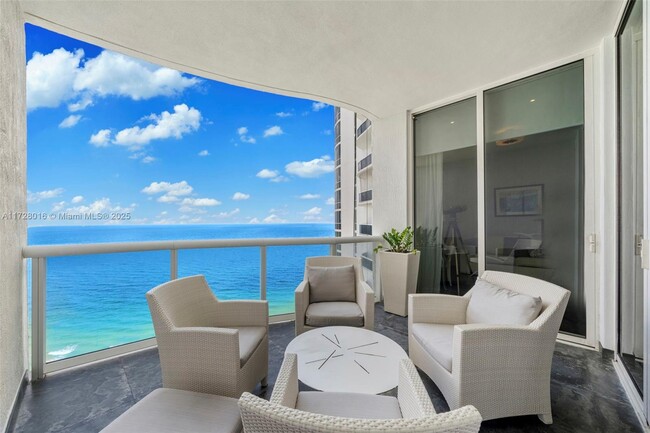 Photo - 15811 Collins Ave Condominio Unidad 2904