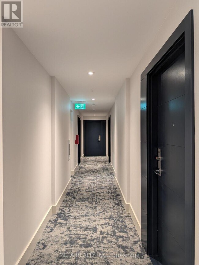 Photo - 75 James St S Unit 2601