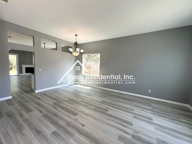 Photo - Spacious 4bd/2ba Elk Grove House with 3 Car Garage!