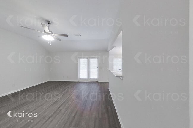 Photo - 325 Bent Tree Dr