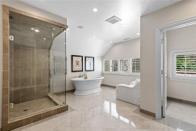 Photo - 24308 Bridle Trail Rd