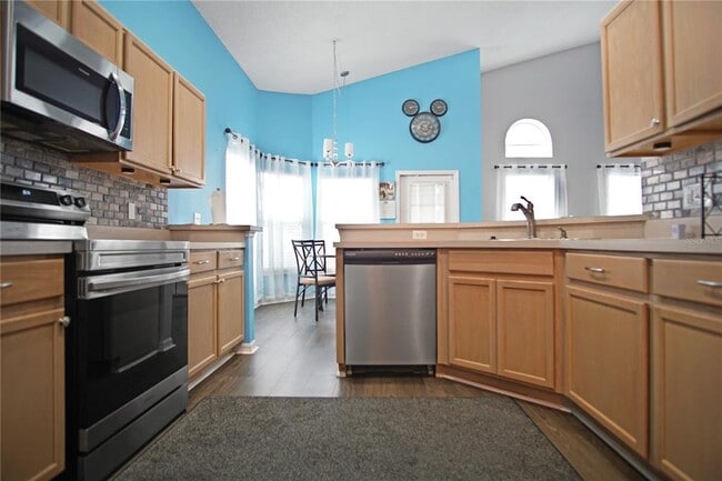 Photo - 357 Riggs Cir