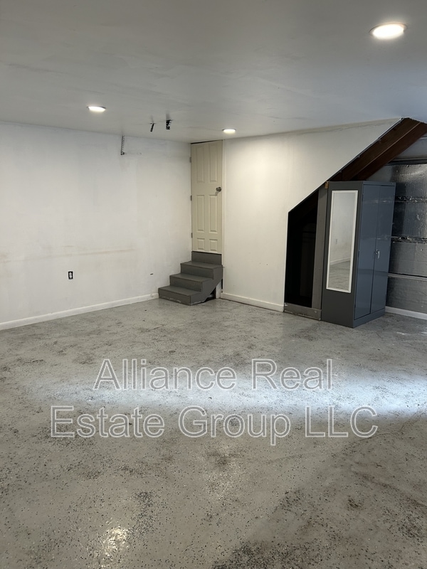 Photo - 2110 S Sherman St