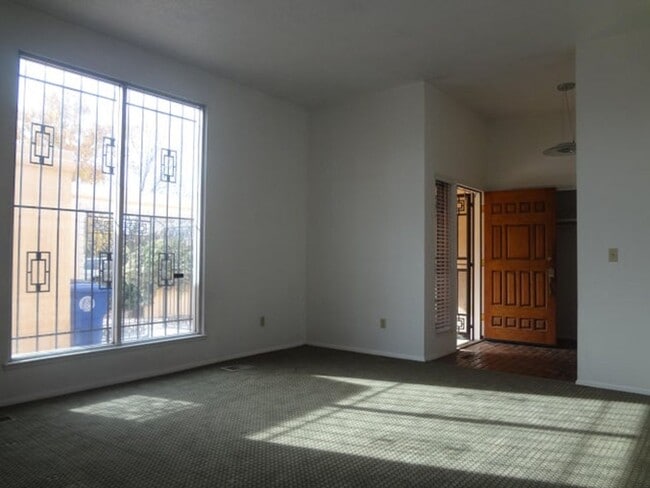 Photo - NE 2/BA 2/BA 2/CG