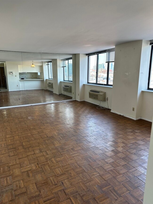 Photo - 300 Newark St. Unit 8M