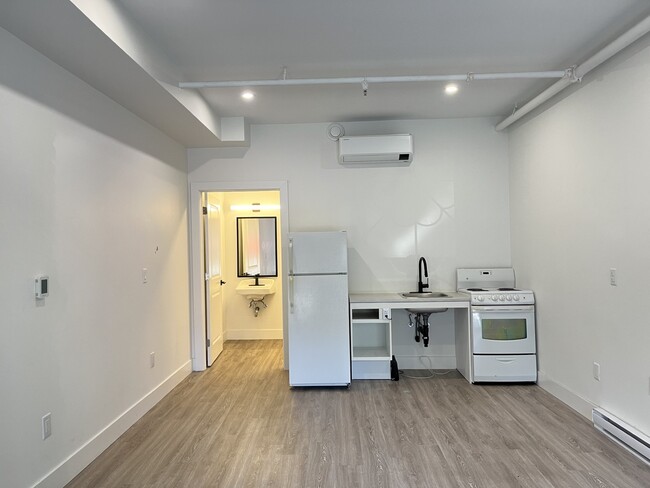 Photo - 57 Canterbury St Unité 204 (CMHC)