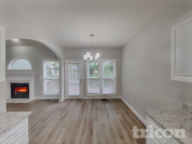 Photo - 4981 Tulip Grove Ln