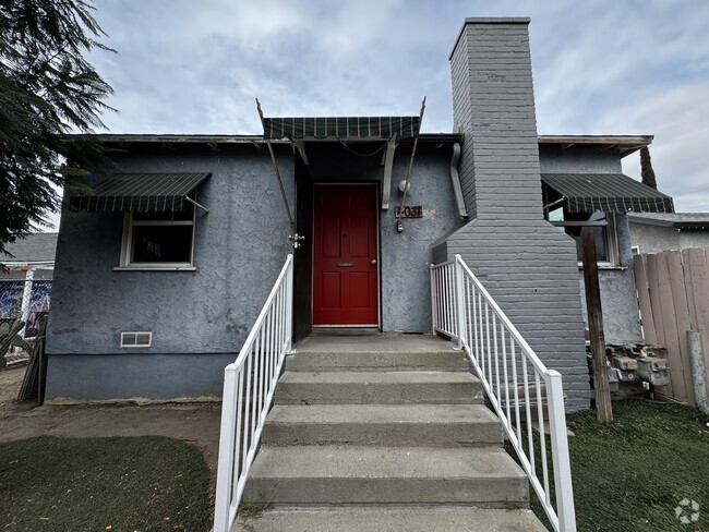 Building Photo - 4031 Sequoia St Rental