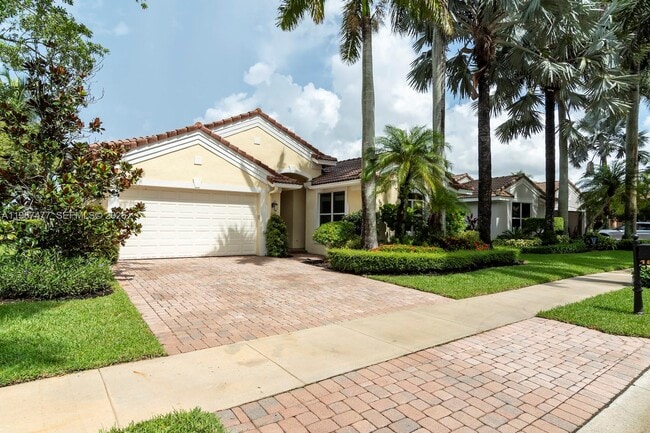 Photo - 1833 Harbor View Cir