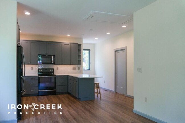 Photo - 11 Hilltopia Rd