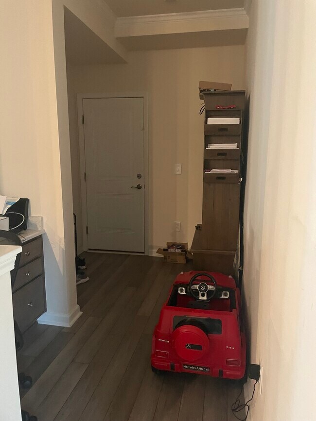 Photo - 3081 Zebroid Way