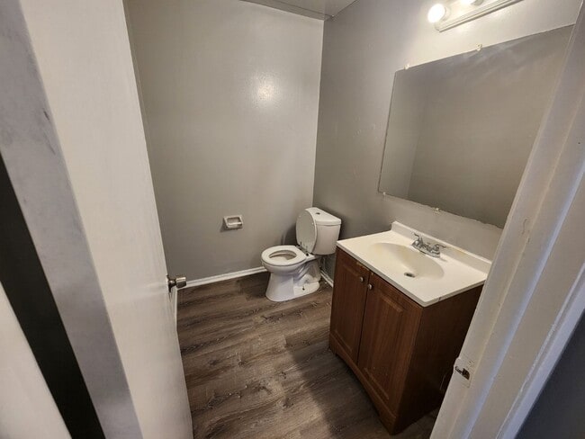 Photo - 6470-6472 N 107th St Unit 6472