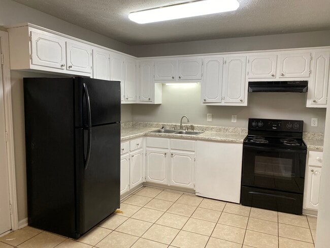 Photo - 2000 N Royal St