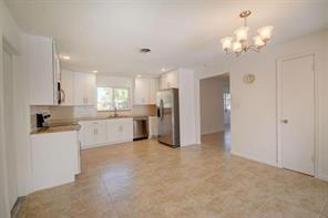 Photo - 617 SE 8th Ave