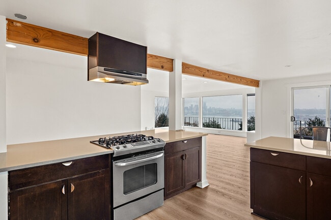 Photo - 2410 37th Ave SW Unit Upper