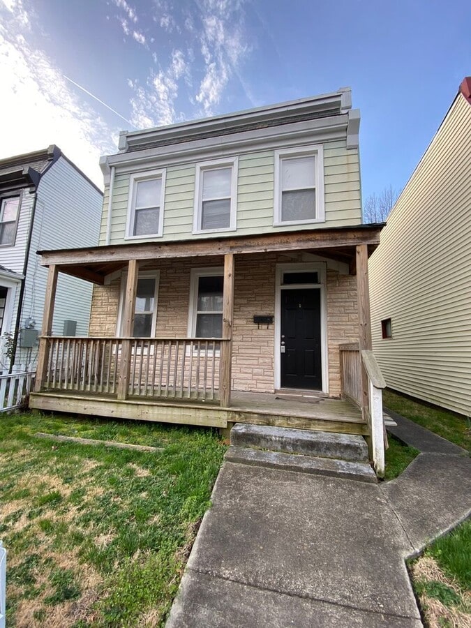 Photo - 207 Wellford St