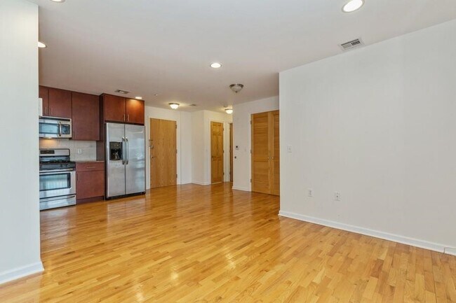 Photo - 17 Meadow Rd Unit 306