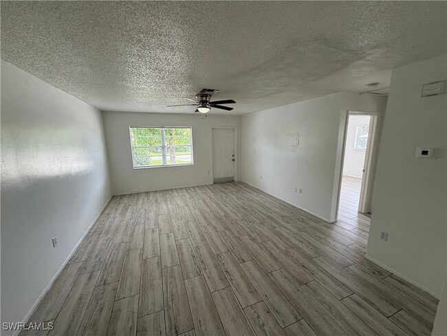 Building Photo - 3085 Barrett Ave Rental