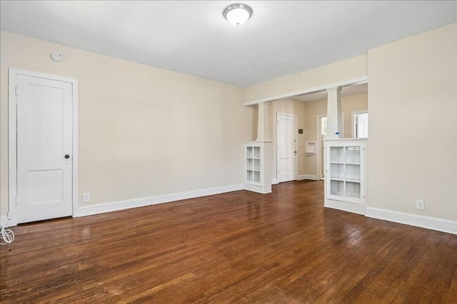 Photo - 3944 7th St NE Unit #4