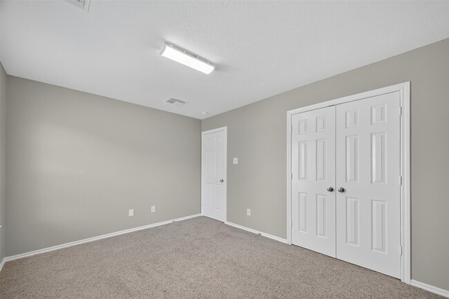 Building Photo - 12842 Cooper Breaks Dr