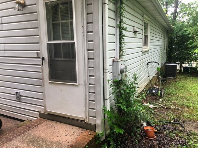 Photo - Cute,Belmont-Mt Holly home close to everything