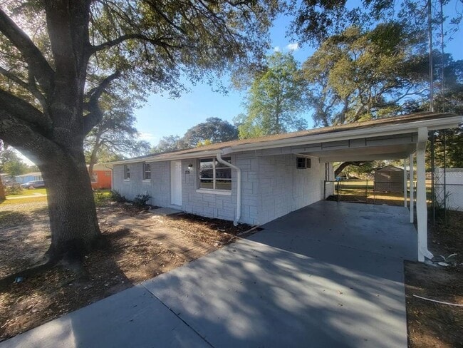 Building Photo - 3775 SW 147 Lane Rd