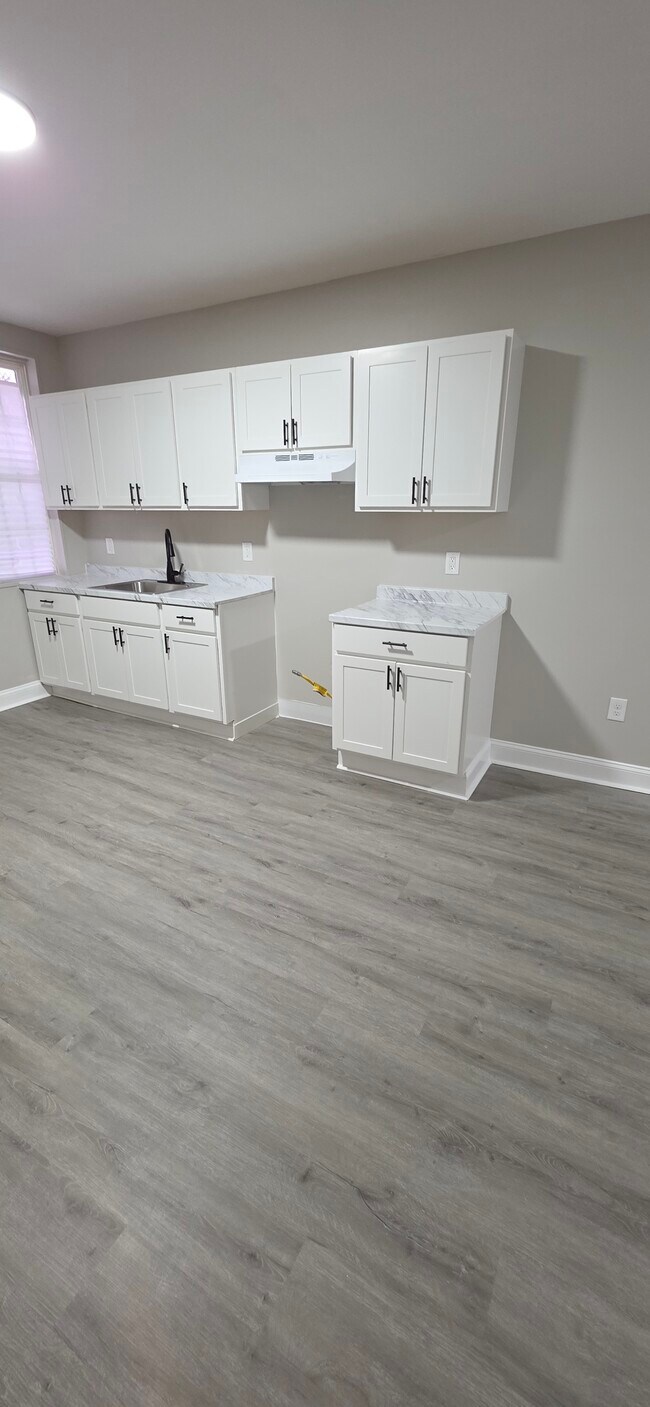 Photo - 2125 E Oliver St