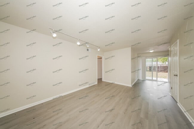 Photo - 6217 Drexel Ave