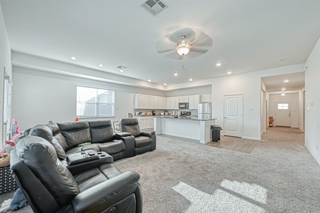 Photo - 9435 Klein Ln