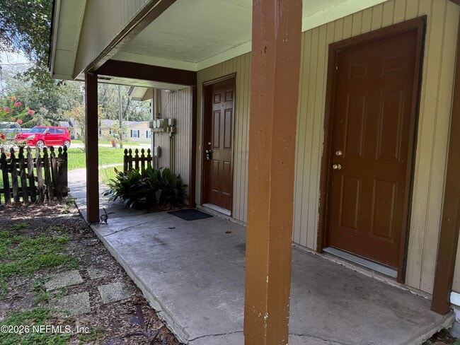 Photo - 808 Meadowbrook Dr