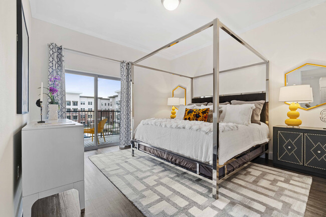 B2-Indulgence-Master Bedroom - The Towers at Mercer Crossing