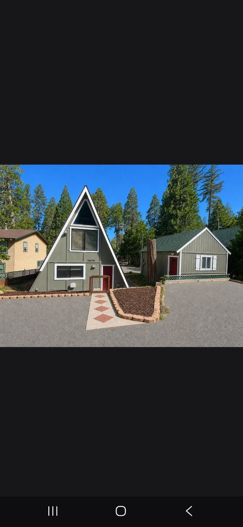 Photo - 20150 Manzanita St