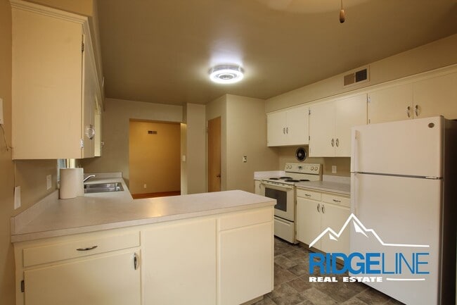 Photo - Beautiful Home near Benefis Hospital for Lease!